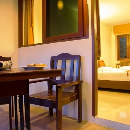 Hathai House Lamai Beach  Room photo